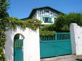 Ainhoa Apartment
