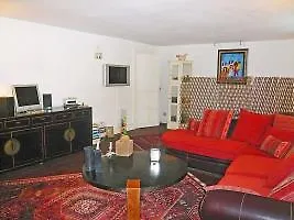 Ainhoa Apartment